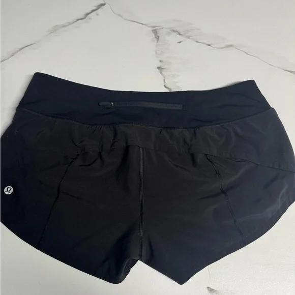 lululemon speed up shorts 2.5” - Picture 2 of 9